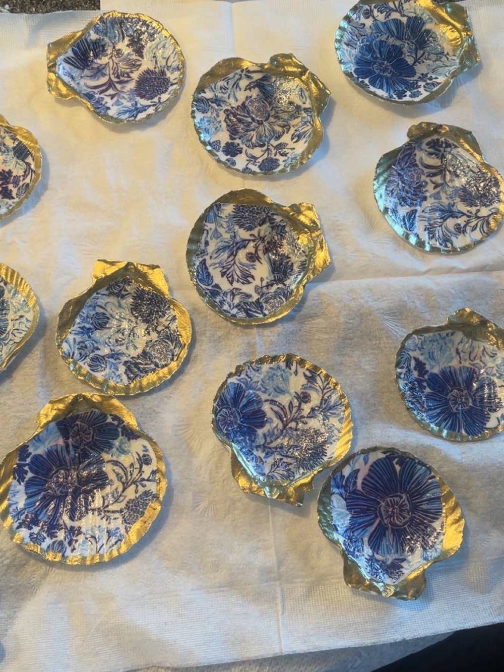Blue Floral Decorative Shell Dishes with Gold Trim - Home Design
